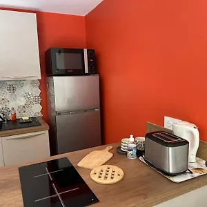  Appartement T2 Place De La Poste, Gare Sncf, Port Et A Moins De 5 Minutes A Pied ! France